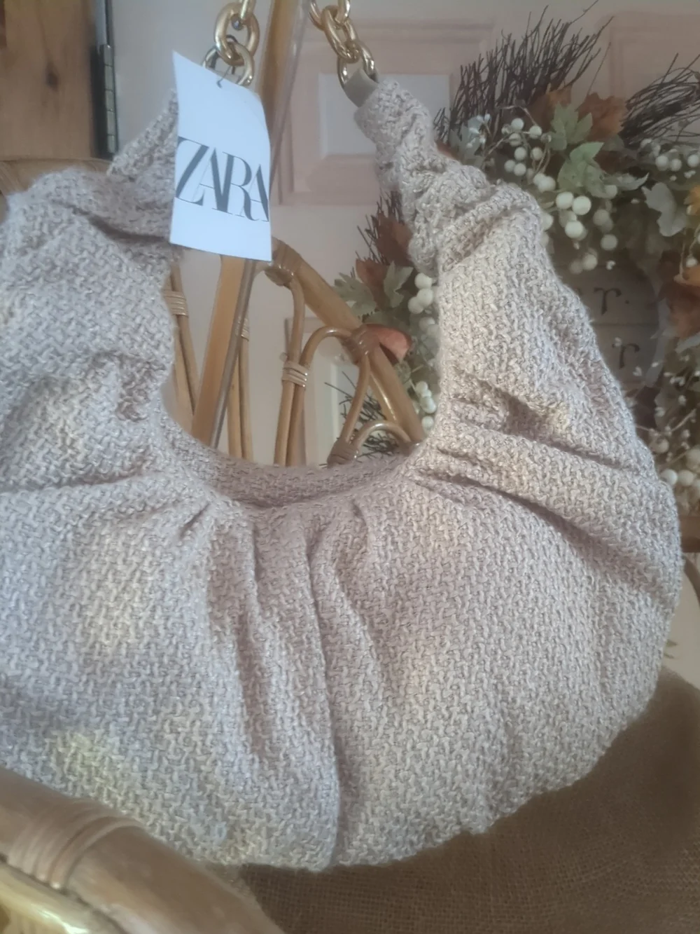 Zara chic shoulder